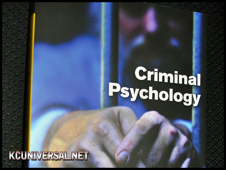 Criminal Psychology: A Beginner's Guide (front)